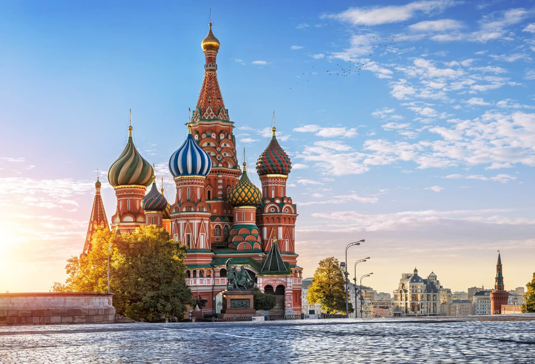 Горящие туры, из Санкт-Петербурга - Авиабилеты в Москву из Казани в июне и июле всего за 1600 рублей в одну сторону! 