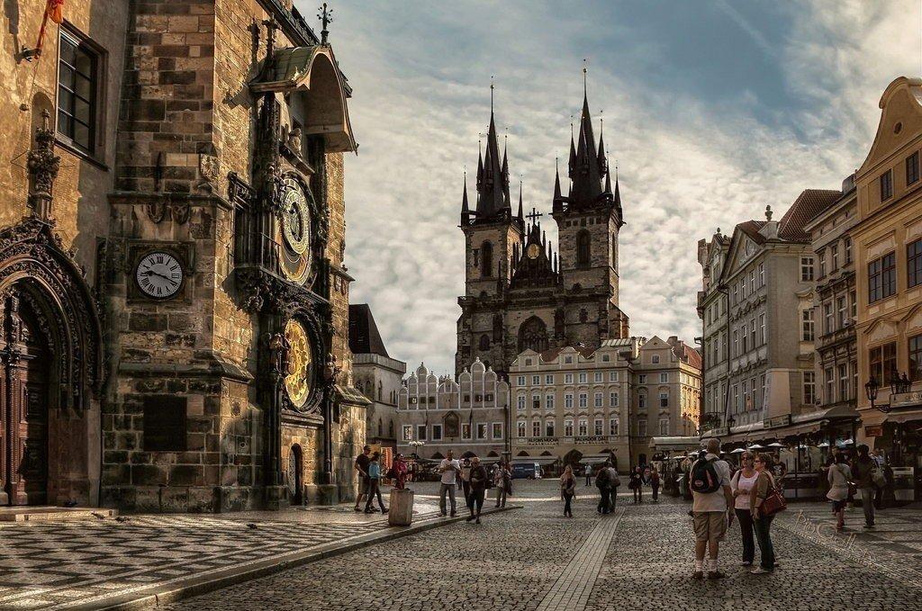 Горящие туры, из Регионов - Туры в Прагу из Москвы от 20800 рублей с человека на 7 ночей (завтраки)!