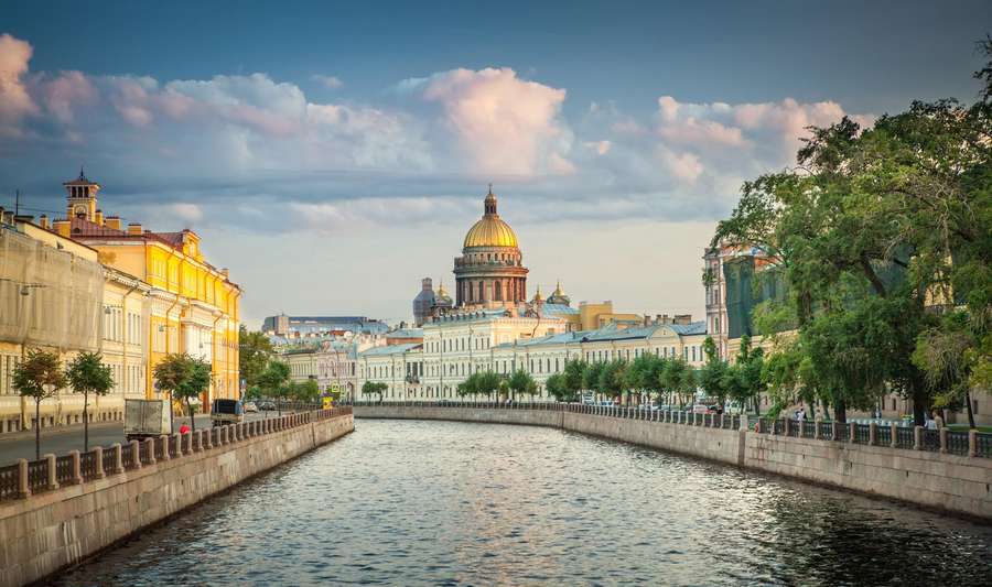 Горящие туры, из Санкт-Петербурга - Авиабилеты в Санкт-Петербург из Москвы осенью всего за 1900 рублей туда-обратно! 