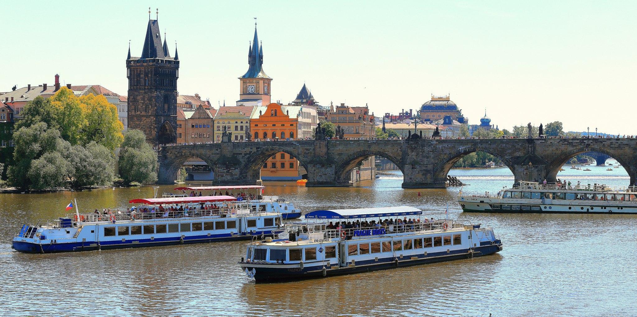 Горящие туры, из Регионов - Туры в Прагу из Москвы от 14950 рублей с человека на 3 ночи (завтраки)!