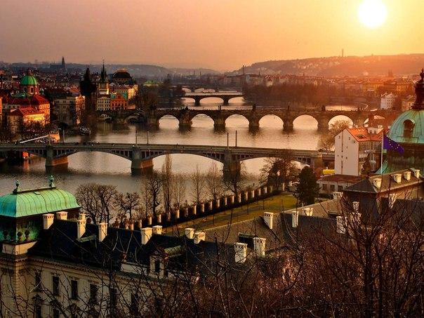 Горящие туры, из Регионов - — 50% на горящий тур из Москвы в Прагу на 7 ночей за 12150 рублей с человека + завтрак!