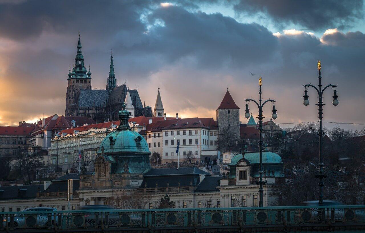 Горящие туры, из Регионов - — 35% на тур из Москвы в Прагу на 7 ночей за 14500 рублей с человека + завтрак!