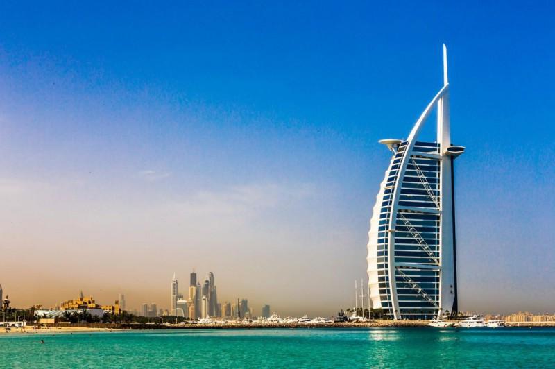 Горящие туры, из Регионов - — 30% на Горящий тур из Самары в ОАЭ на 7 ночей за 34200 рублей с человека — Holiday Inn Express Dubai Airport!