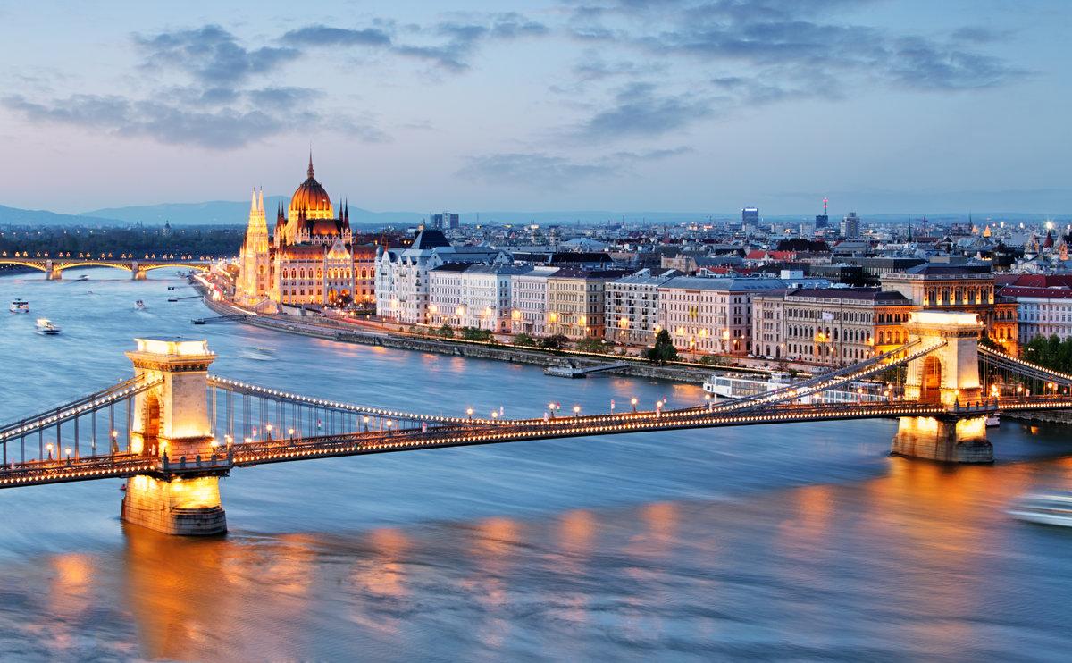 Горящие туры, из Санкт-Петербурга - Авиабилеты в Будапешт из СПб в июне от 9762 рублей туда-обратно!