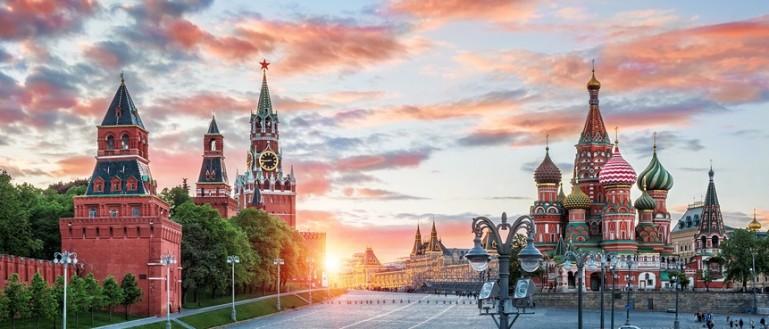 Санкт-Петербурга - Авиабилеты в Москву из Спб в мае от 4566 рублей туда-обратно!