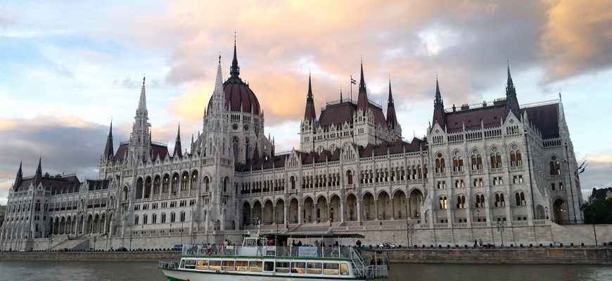 Горящие туры, из Санкт-Петербурга -31% на тур в Венгрию из СПБ, 14 ночей за 33 776 рублей с человека — Benczur!