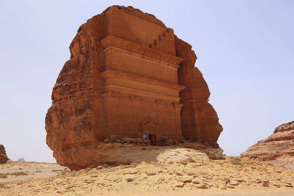 ערב הסעודית: מה ניתן לראות ולצפות בארץ המדבר והסלעים?