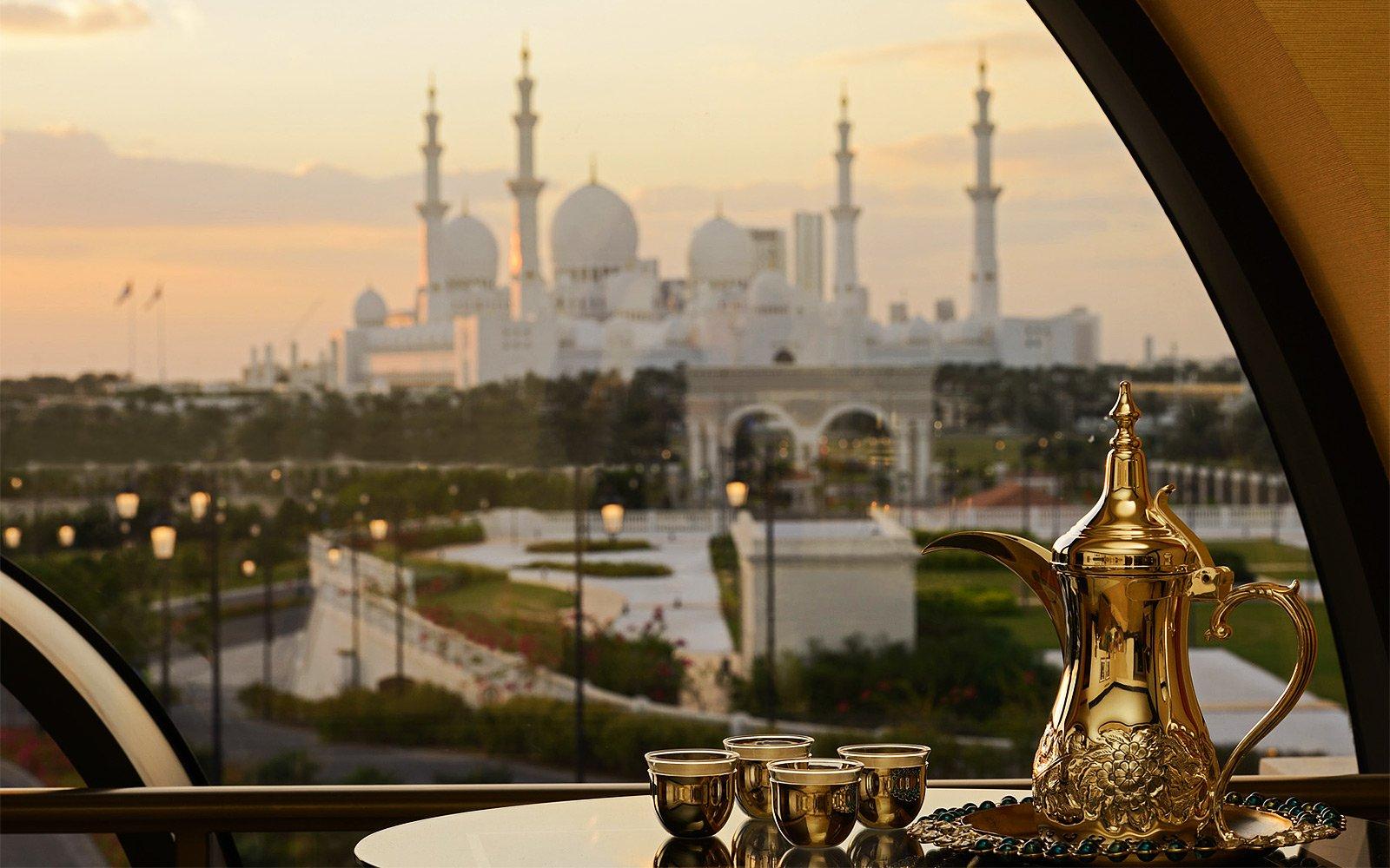 Mua sắm phương Đông: nên mang gì từ UAE