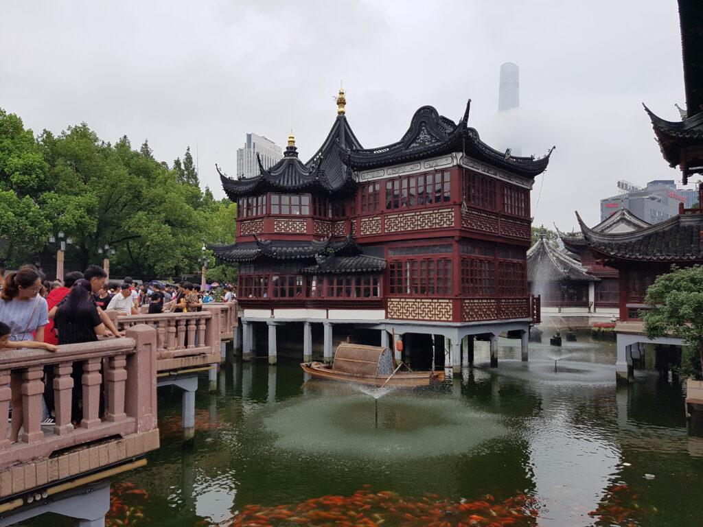 Современный мегаполис с древней историей: 15 лучших достопримечательностей в Шанхае