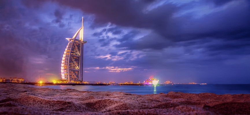 Горящие туры, из Санкт-Петербурга -19% на тур в ОАЭ из СПб, 9 ночей за 73 302 руб. с человека — Holiday Inn Dubai Al Maktoum Airport