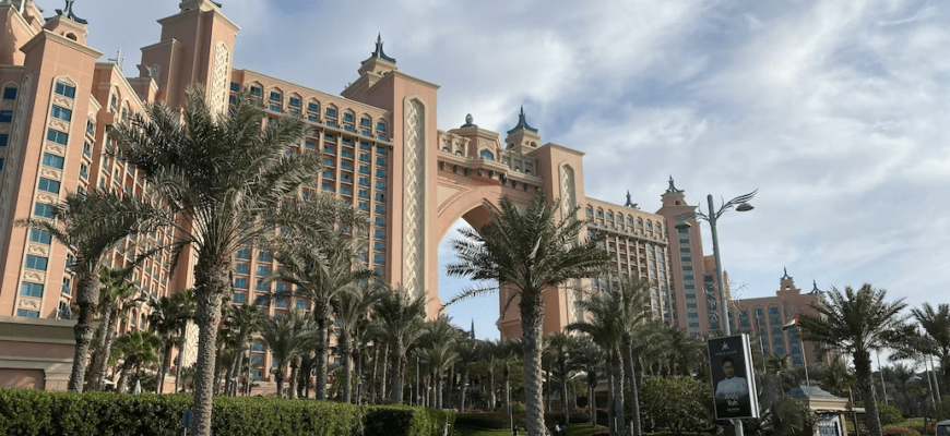 Горящие туры, из Санкт-Петербурга -32% на тур в ОАЭ из СПб, 7 ночей за 40 332 руб. с человека — City Seasons Towers Hotel Dubai