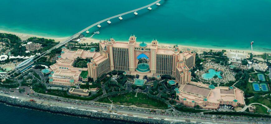Горящие туры, из Москвы - Тур в ОАЭ из Москвы, 11 ночей за 81 000 руб. с человека - Holiday Inn Dubai Al Maktoum Airport